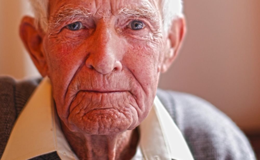 How Old Is Makima In Noragami? Her Age Explained